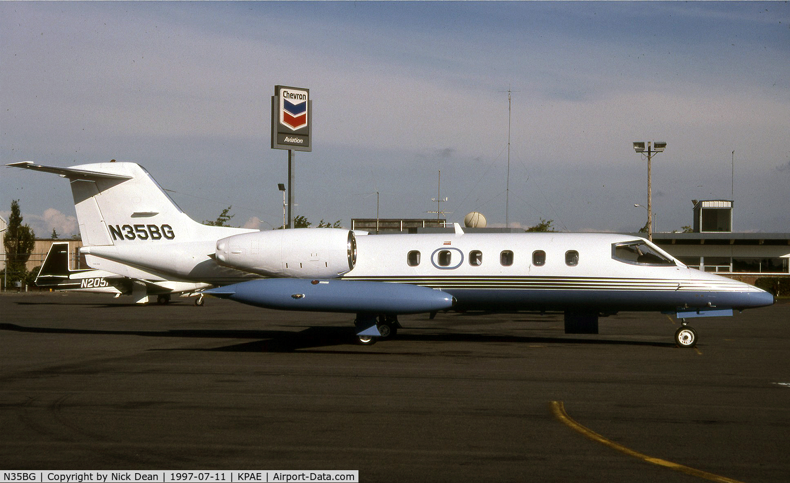 N35BG, 1981 Gates Learjet 35A C/N 402, KPAE