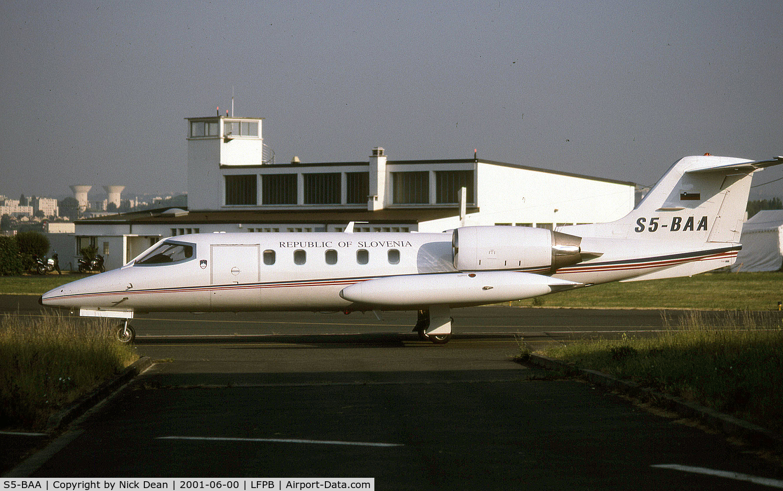 S5-BAA, 1986 Learjet 35A C/N 35A-618, LFPB