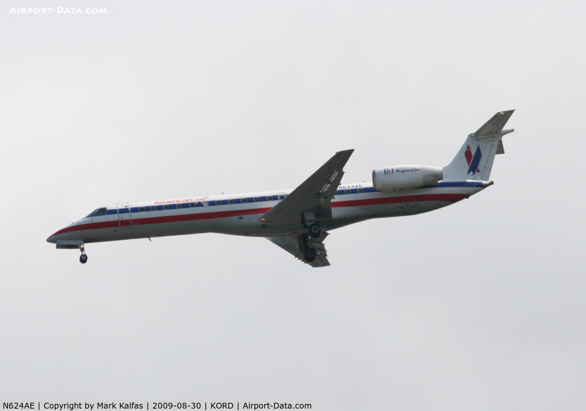 N624AE, 1999 Embraer ERJ-145LR (EMB-145LR) C/N 145111, American Eagle EMB-145LR, N624AE, 4R approach KORD