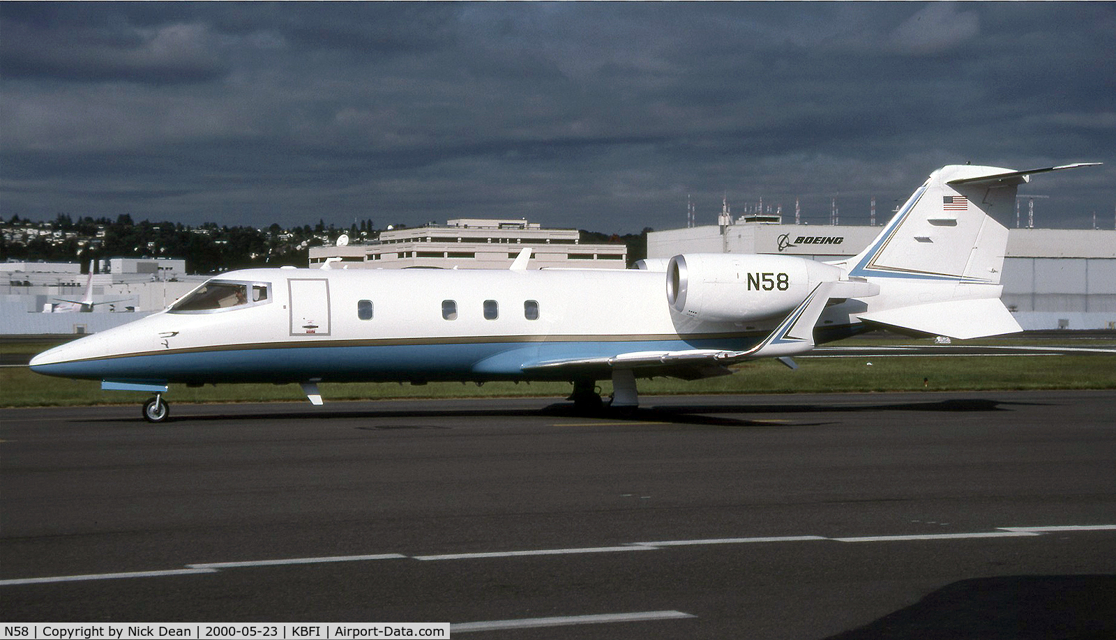 N58, 1995 Learjet Inc 60 C/N 057, KBFI