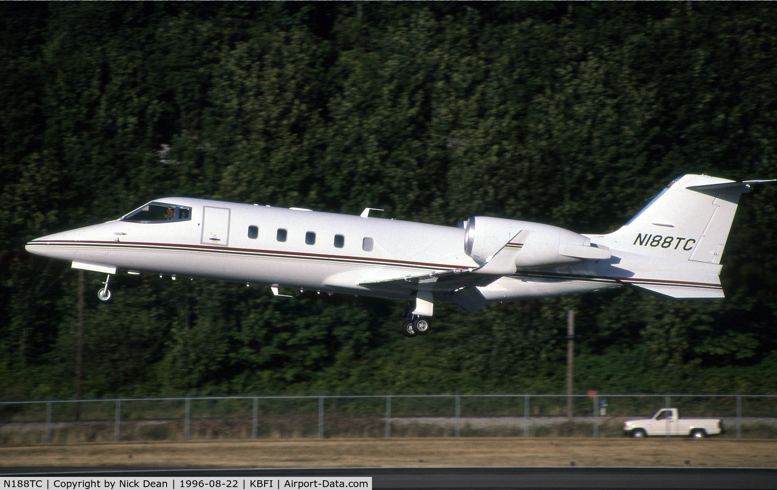 N188TC, 1996 Learjet 60 C/N 60-078, KBFI