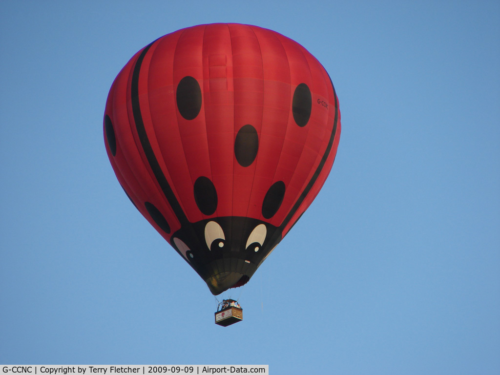 G-CCNC, 2003 Cameron Balloons Z-275 C/N 10504, Ladybird Balloons overflying Belper Derbyshire UK