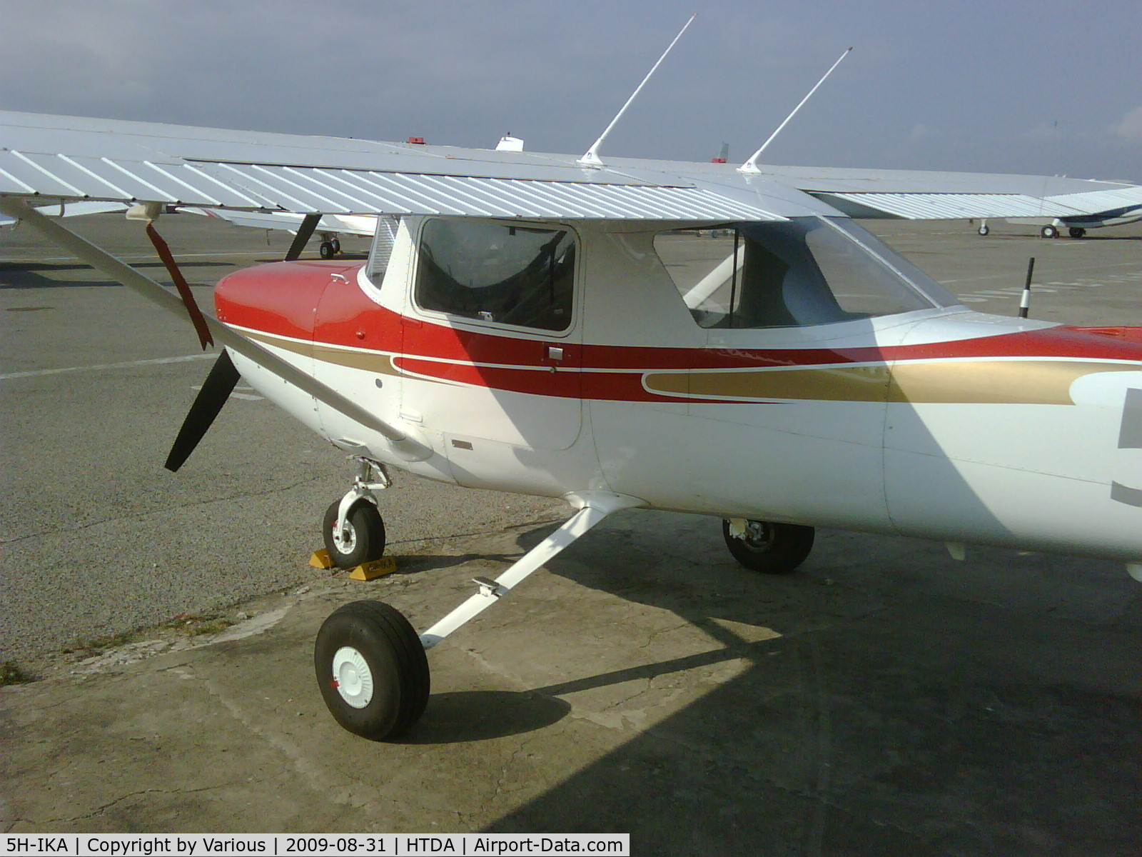 5H-IKA, 1978 Cessna 152 C/N 15281794, 5H IKA at Dar es Salaam Tanzania