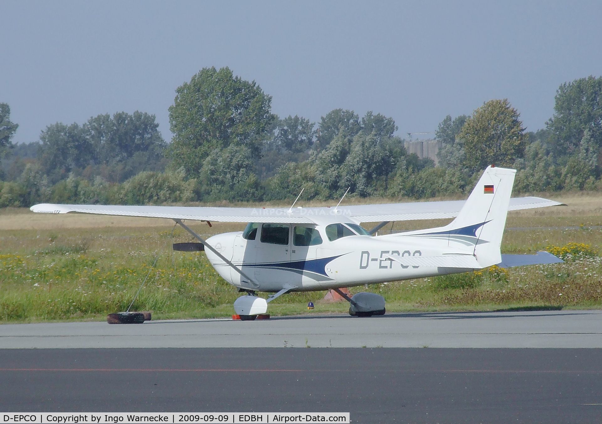 D-EPCO, Cessna R172K Hawk XP C/N R1722439, Cessna R.172K Hawk XP at Stralsund/Barth airport