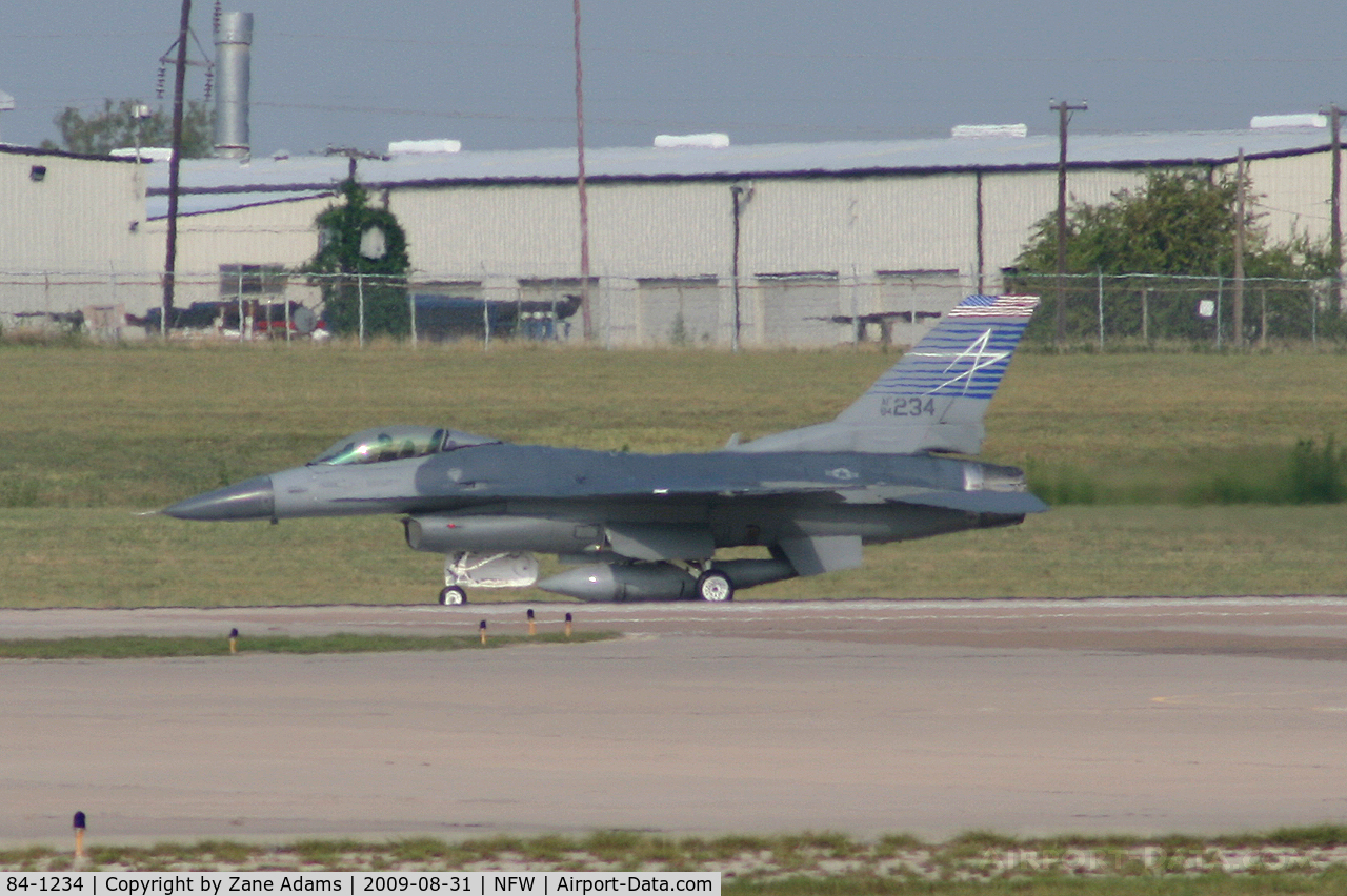 84-1234, 1984 General Dynamics F-16C Fighting Falcon C/N 5C-71, Lockheed Maritn company plane flying chase for F-35 AA-1