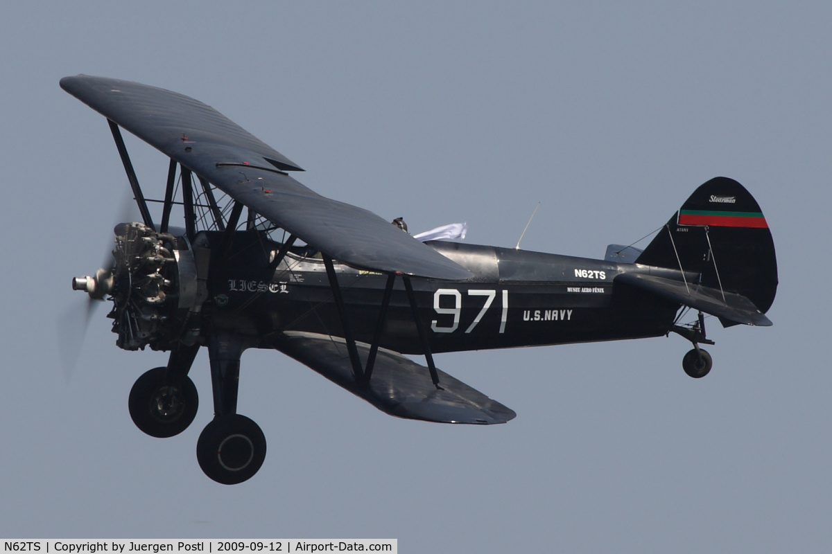 N62TS, 1940 Boeing A75N1(PT17) C/N 75-971, Red Bull Air Race Porto 2009 - Boeing N2S-1 Kaydet