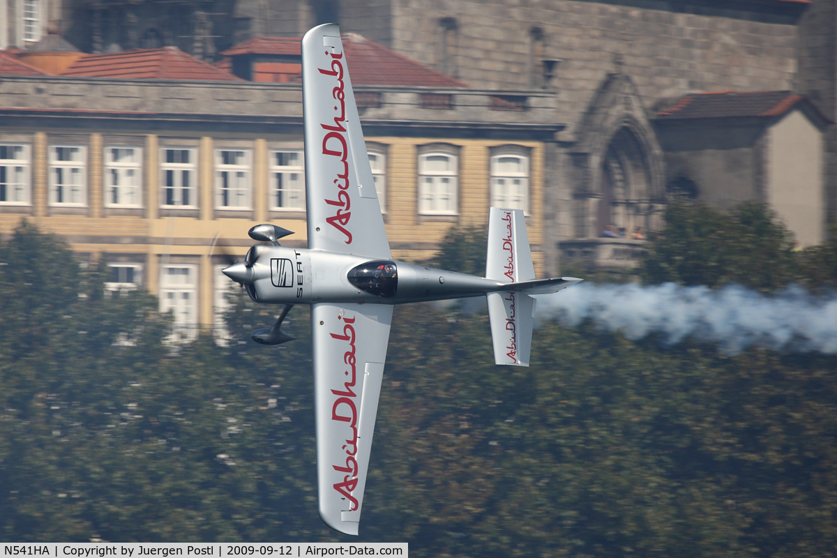 N541HA, 2008 Zivko Edge 540 C/N 0041A, Red Bull Air Race Porto 2009 - Hannes Arch