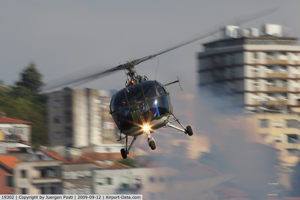 19302, Sud SE-3160 Alouette III C/N 1573, Red Bull Air Race Porto 2009 - Portugal Air Force - Sud SE-3160 Alouette III