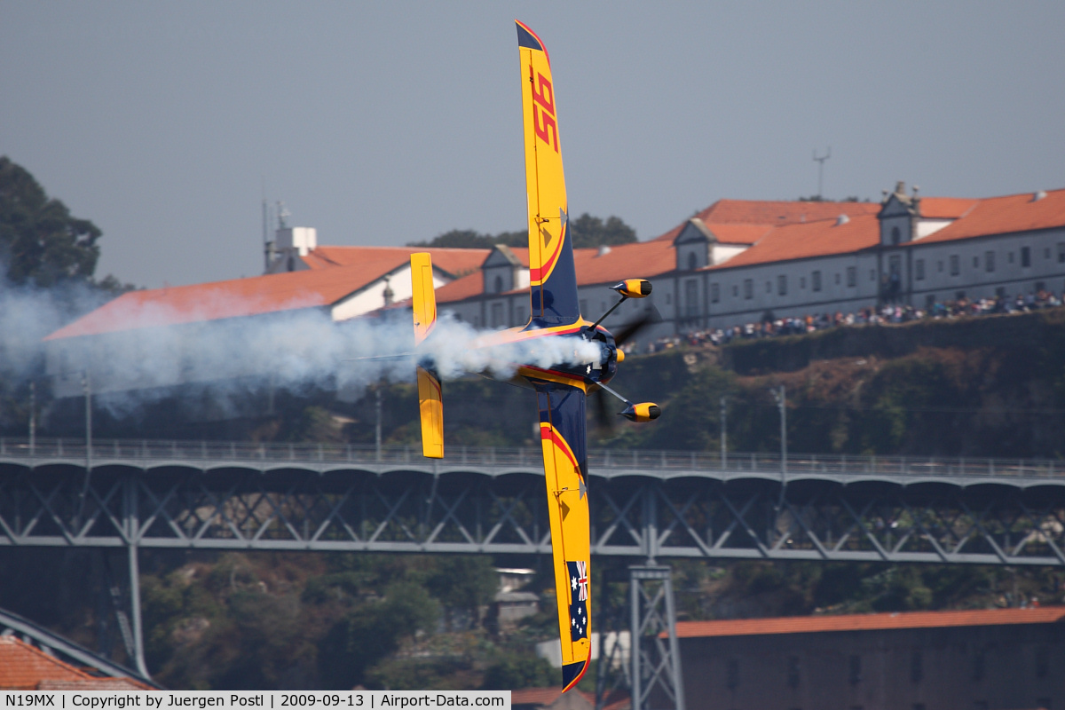 N19MX, MX Aircraft MXS-R C/N 007, Red Bull Air Race Porto 2009 - Matt Hall