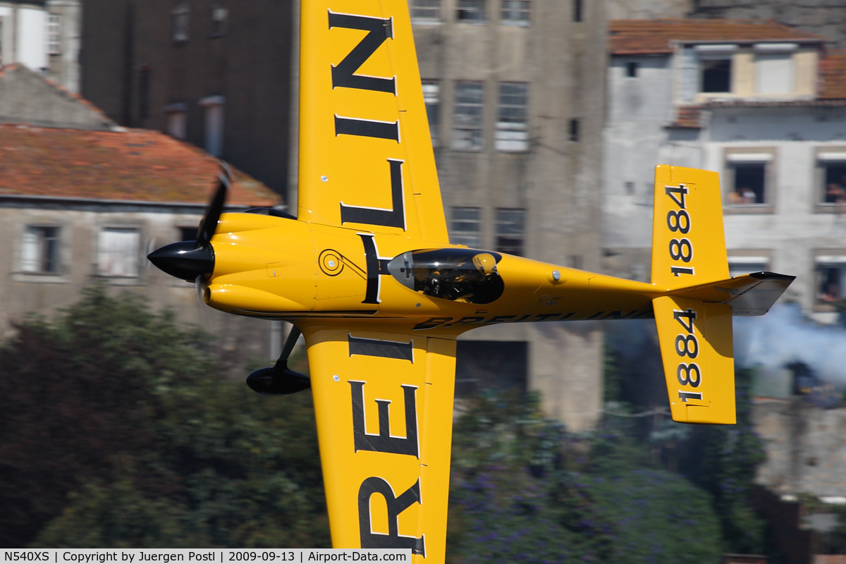 N540XS, 2008 MX Aircraft MXS C/N 2, Red Bull Air Race Porto 2009 - Nigel Lamb