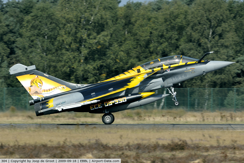 304, Dassault Rafale B C/N 304, ECE05.330 painting of a hybride tiger.