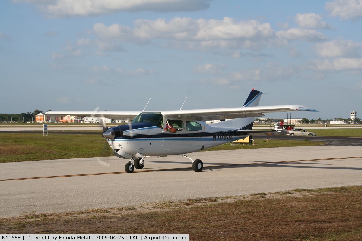 N1065E, Cessna 210N Centurion C/N 21063521, Cessna 210N