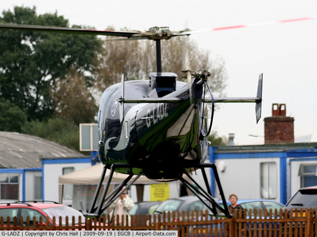 G-LADZ, 1993 Enstrom 480 C/N 5001, Barton Fly-in and Open Day