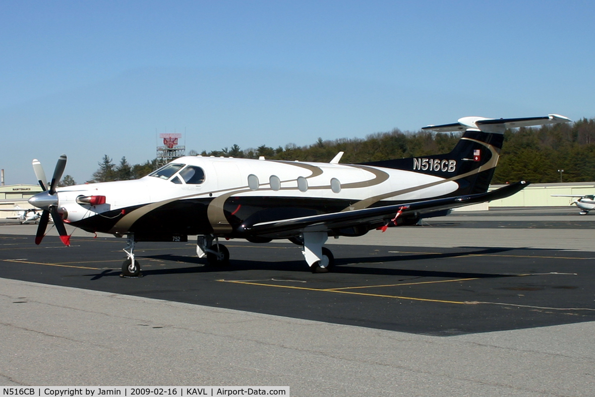 N516CB, 2006 Pilatus PC-12/47 C/N 752, When compared to a TBM 700 or Malibu Meridian, this airplane is a giant.