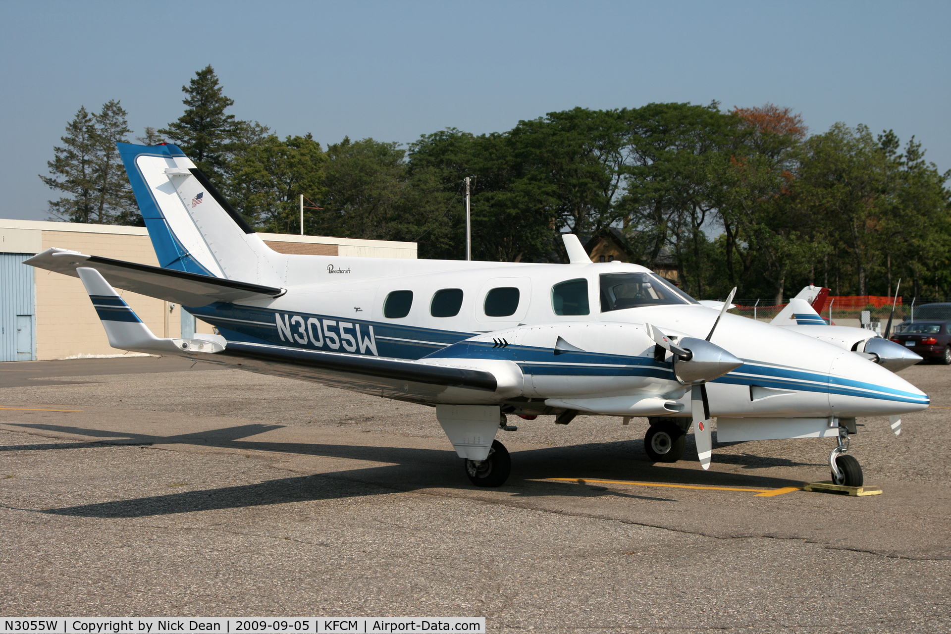 N3055W, 1973 Beech B-60 Duke C/N P-251, KFCM