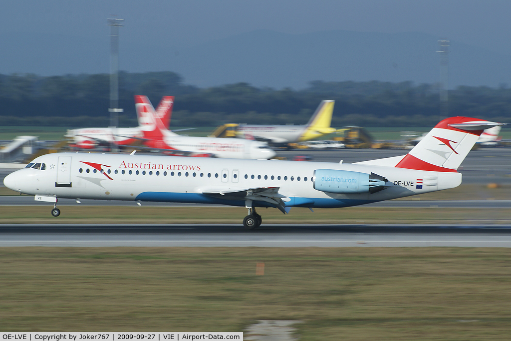 OE-LVE, 1994 Fokker 100 (F-28-0100) C/N 11499, Austrian arrows Fokker F-100