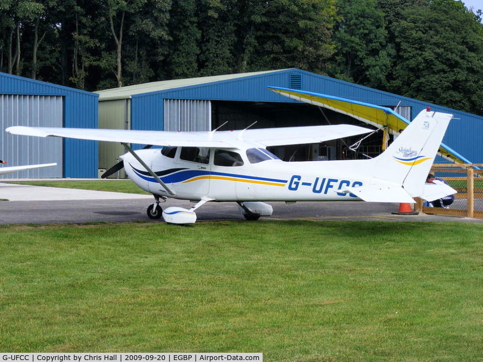 G-UFCC, 2000 Cessna 172S C/N 172S8611, Skypix Aviation Ltd