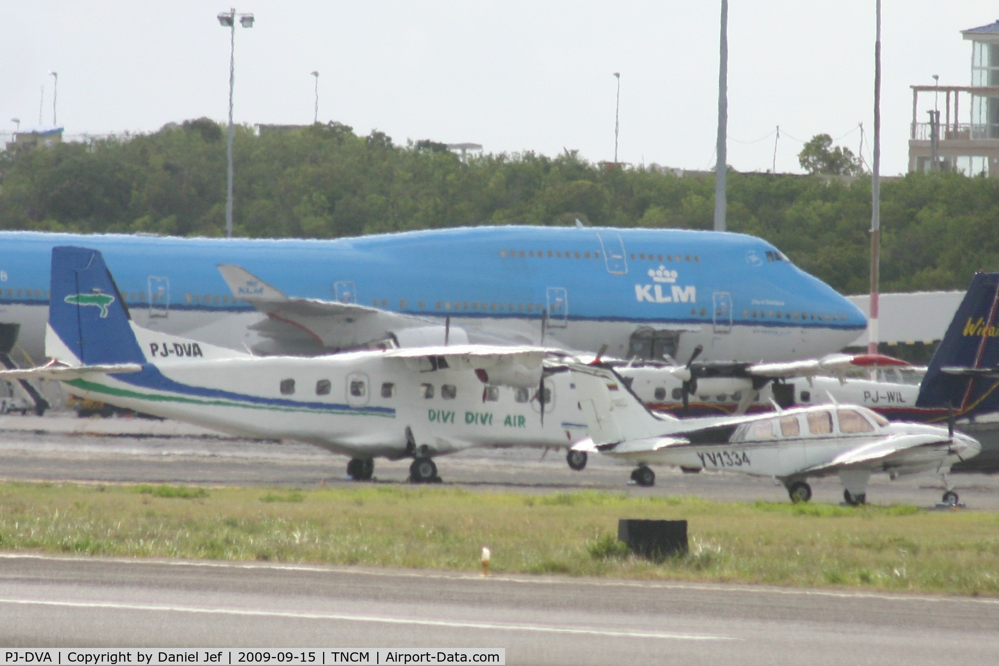 PJ-DVA, 1986 Dornier 228-202 C/N 8100, a Next visitor to our island never been seen befor