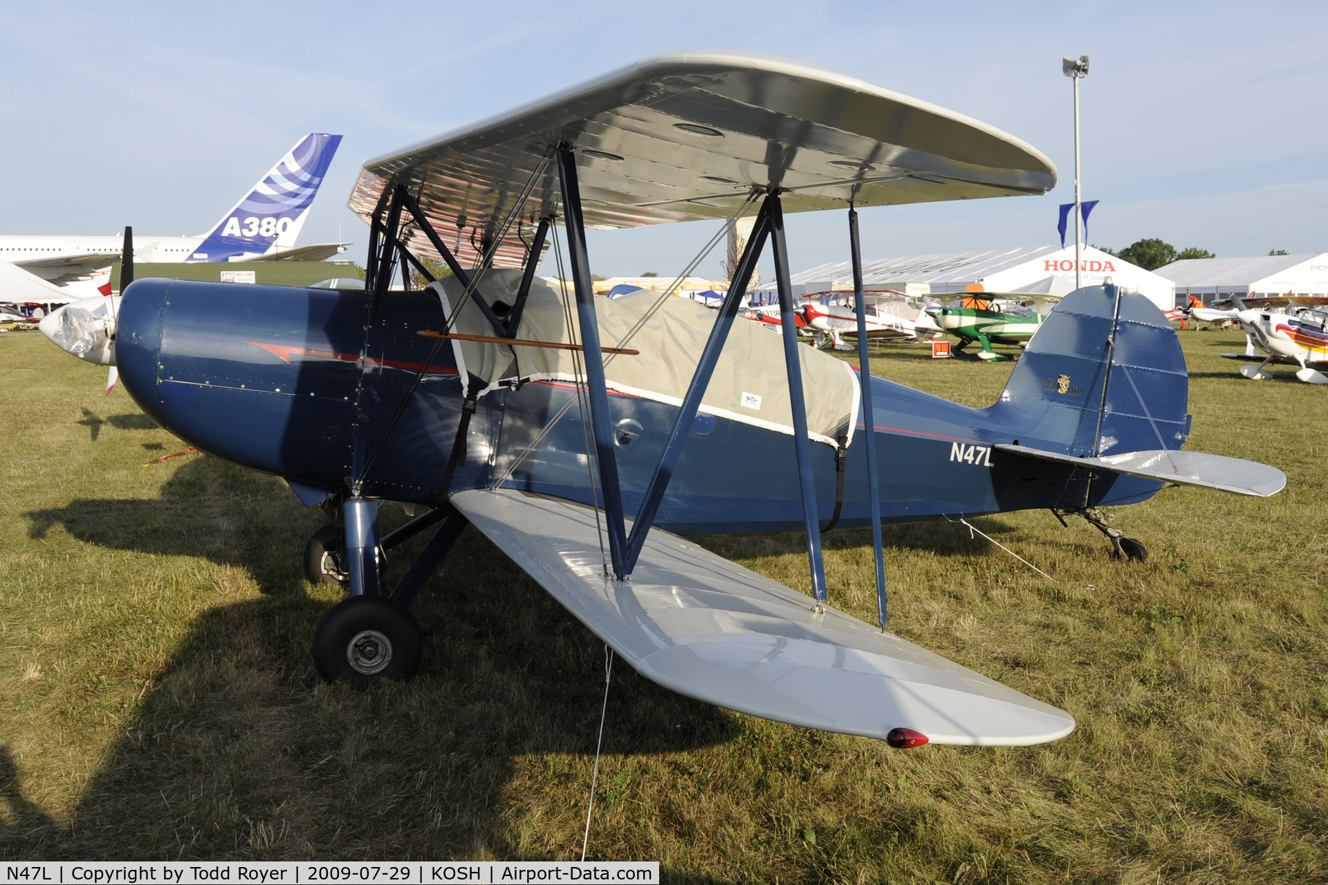 N47L, 1977 Great Lakes 2T-1A-2 Sport Trainer C/N 0770, Oshkosh EAA Fly-in 2009