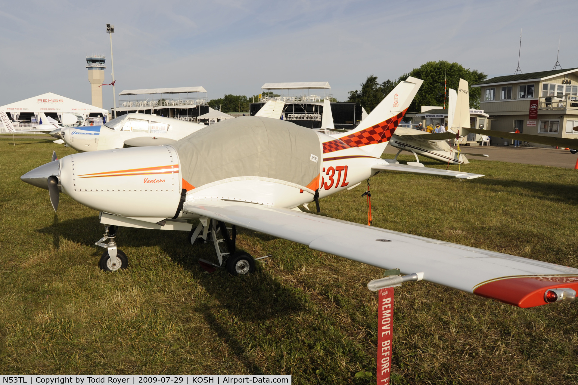 N53TL, 2007 Questair Venture C/N 88, Oshkosh EAA Fly-in 2009