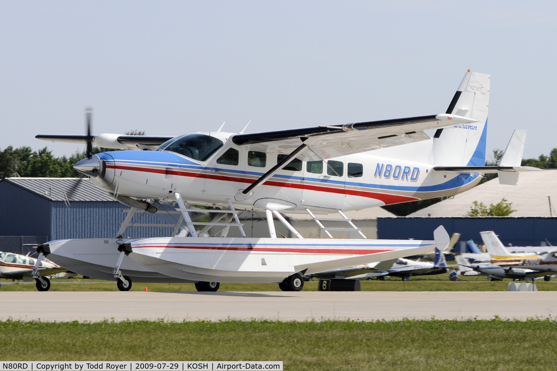 N80RD, 1986 Cessna 208 Caravan I C/N 20800085, Landing 27 at OSH