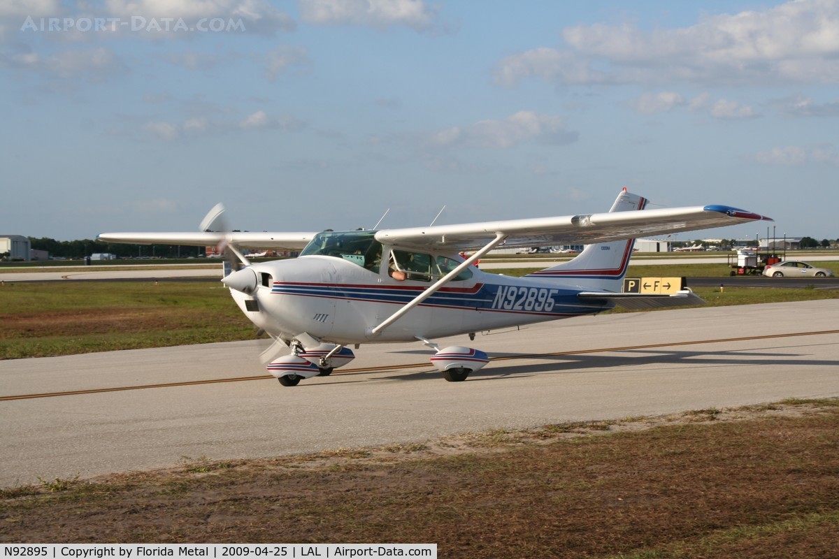 N92895, 1970 Cessna 182N Skylane C/N 18260418, Cessna 182N