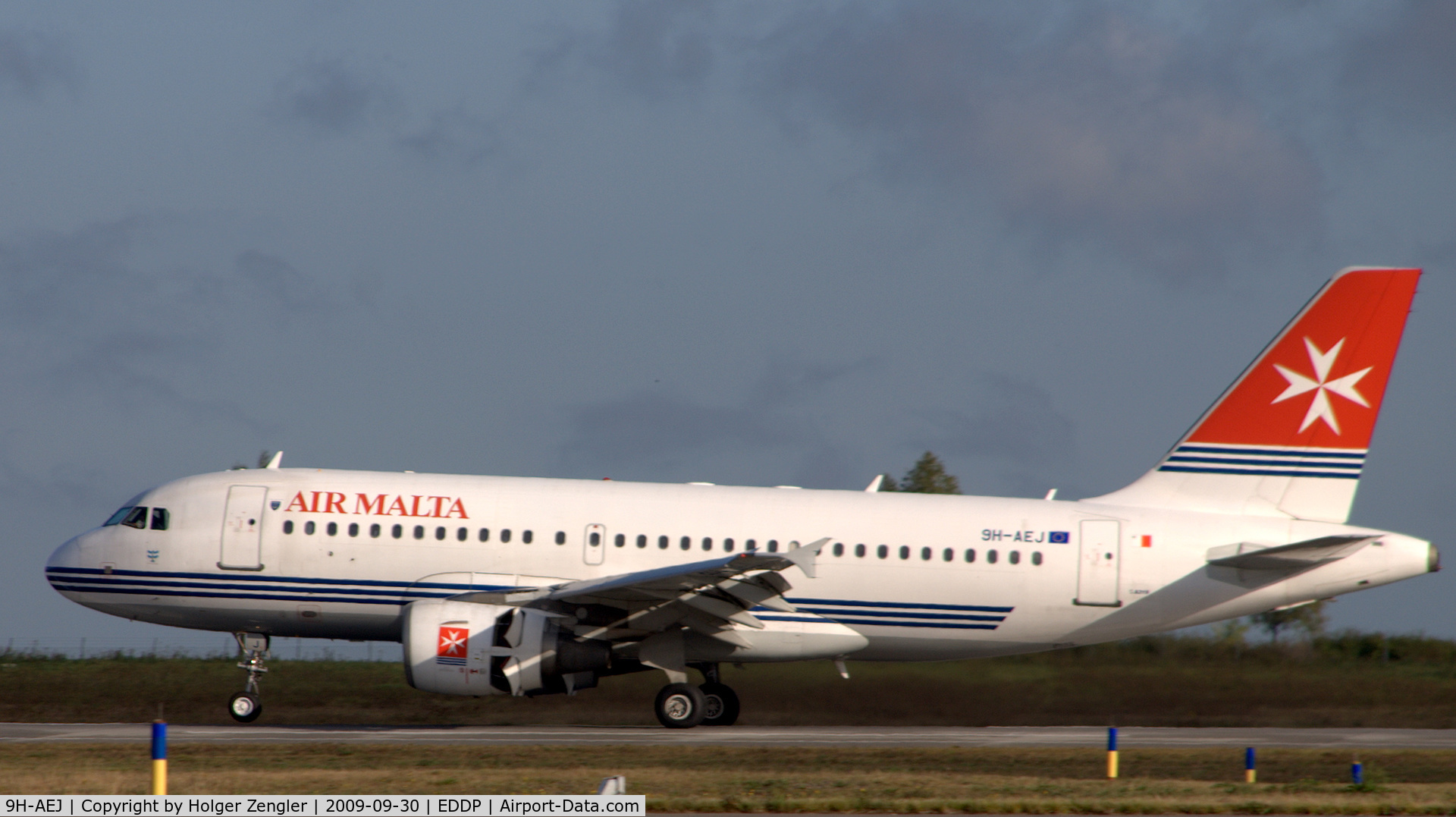 9H-AEJ, 2004 Airbus A319-112 C/N 2186, Three times a week to and from Malta