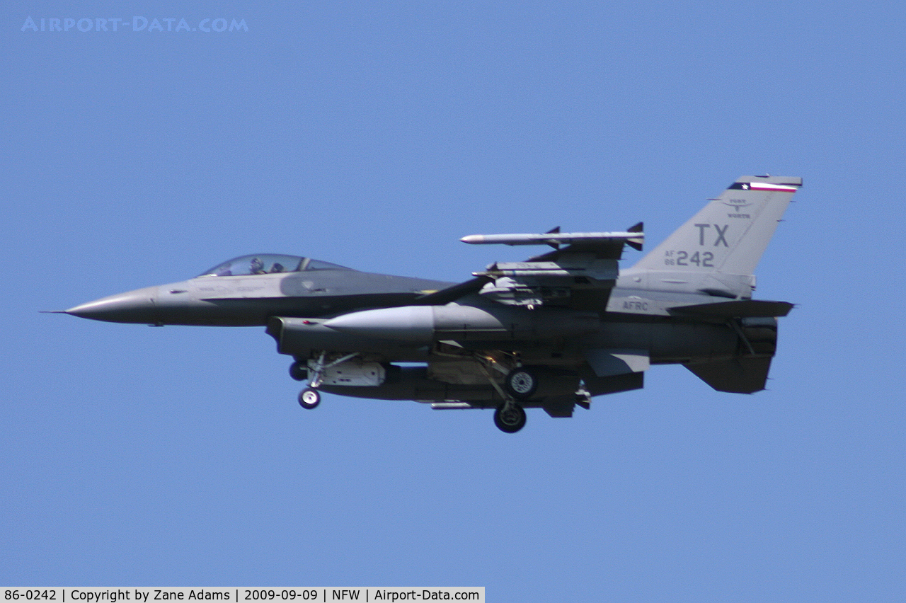 86-0242, 1986 General Dynamics F-16C Fighting Falcon C/N 5C-348, USAF F-16C at Carswell / NAS Ft. Worth