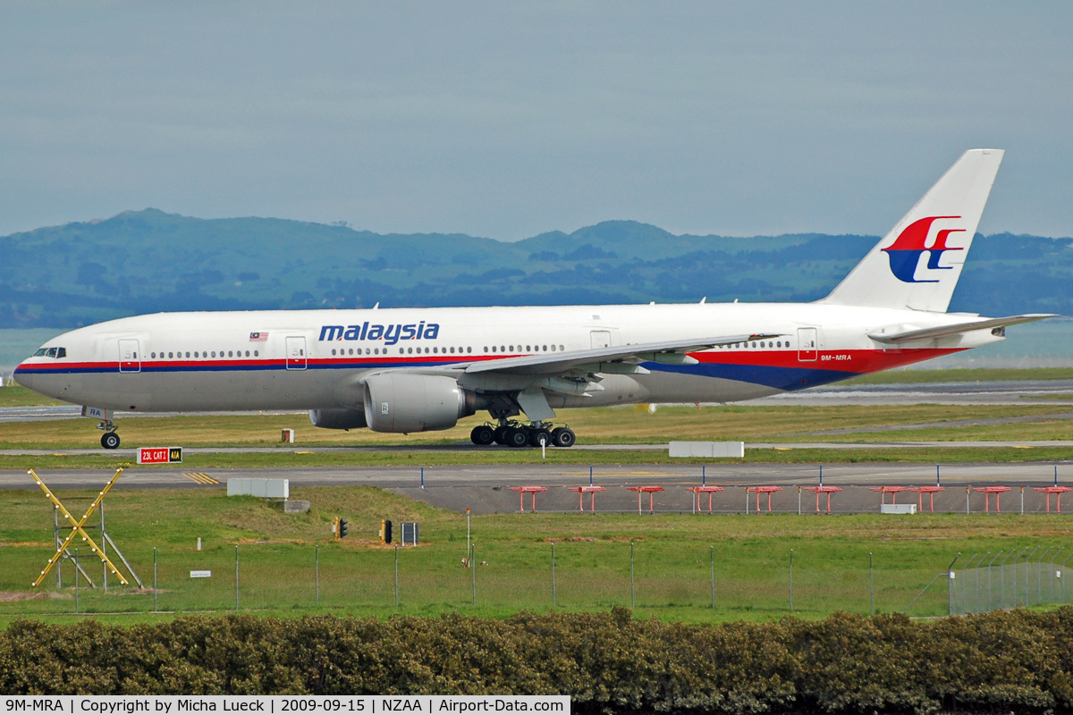 9M-MRA, 1997 Boeing 777-2H6/ER C/N 28408, At Auckland