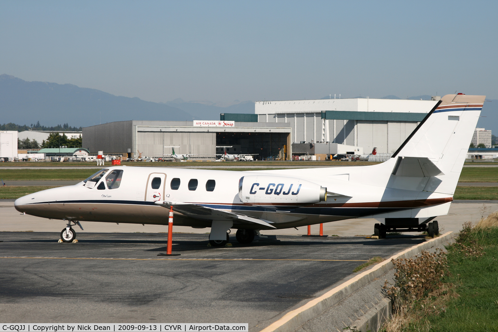 C-GQJJ, 1975 Cessna 501 Citation I/SP C/N 501-0236, CYVR