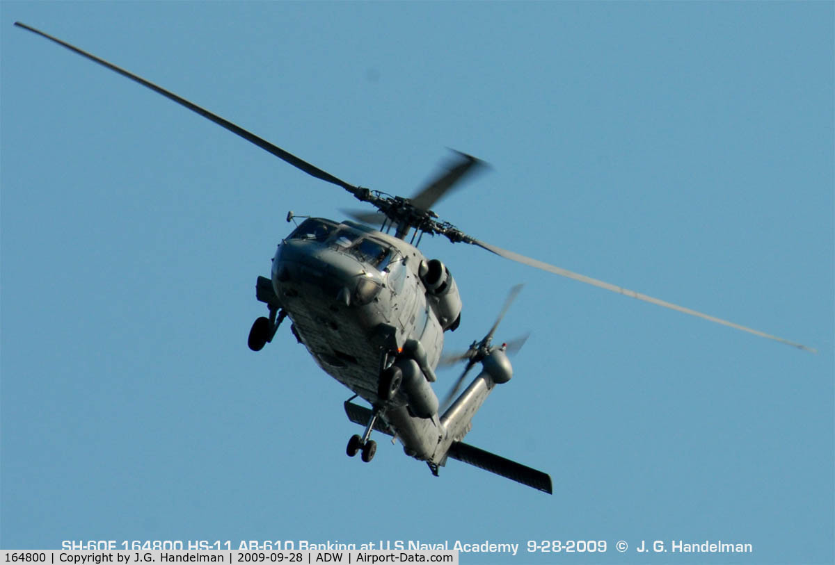 164800, Sikorsky SH-60F Ocean Hawk C/N 70-1846, Banking over the Naval Academy