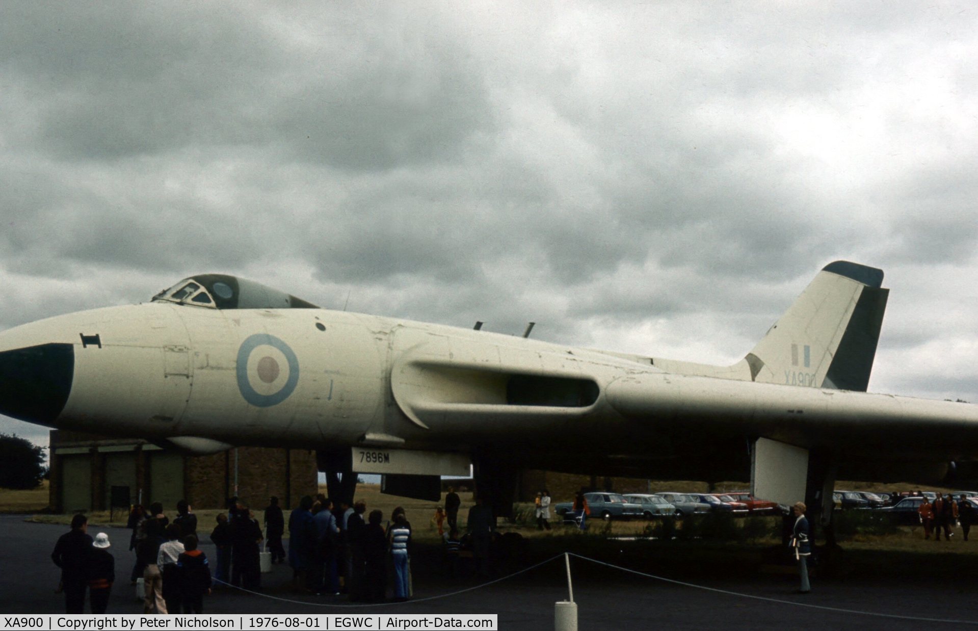 XA900, 1957 Avro Vulcan B.1 C/N PS12, Vulcan B.1 with RAF Maintenance serial 7896M and previously with 230 Operational Conversion Unit on display at Cosford in the Summer of 1976.