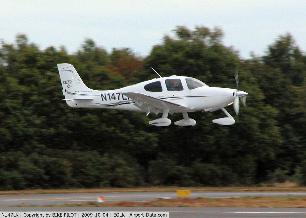N147LK, 2005 Cirrus SR22 GTS C/N 1687, ABOUT TO TOUCH DOWN RWY 25