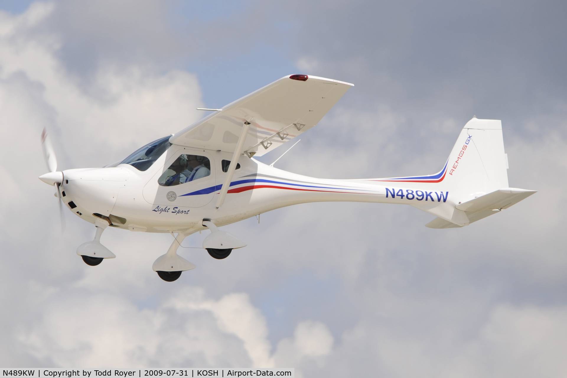 N489KW, 2008 Remos GX C/N 283, Oshkosh EAA Fly-in 2009