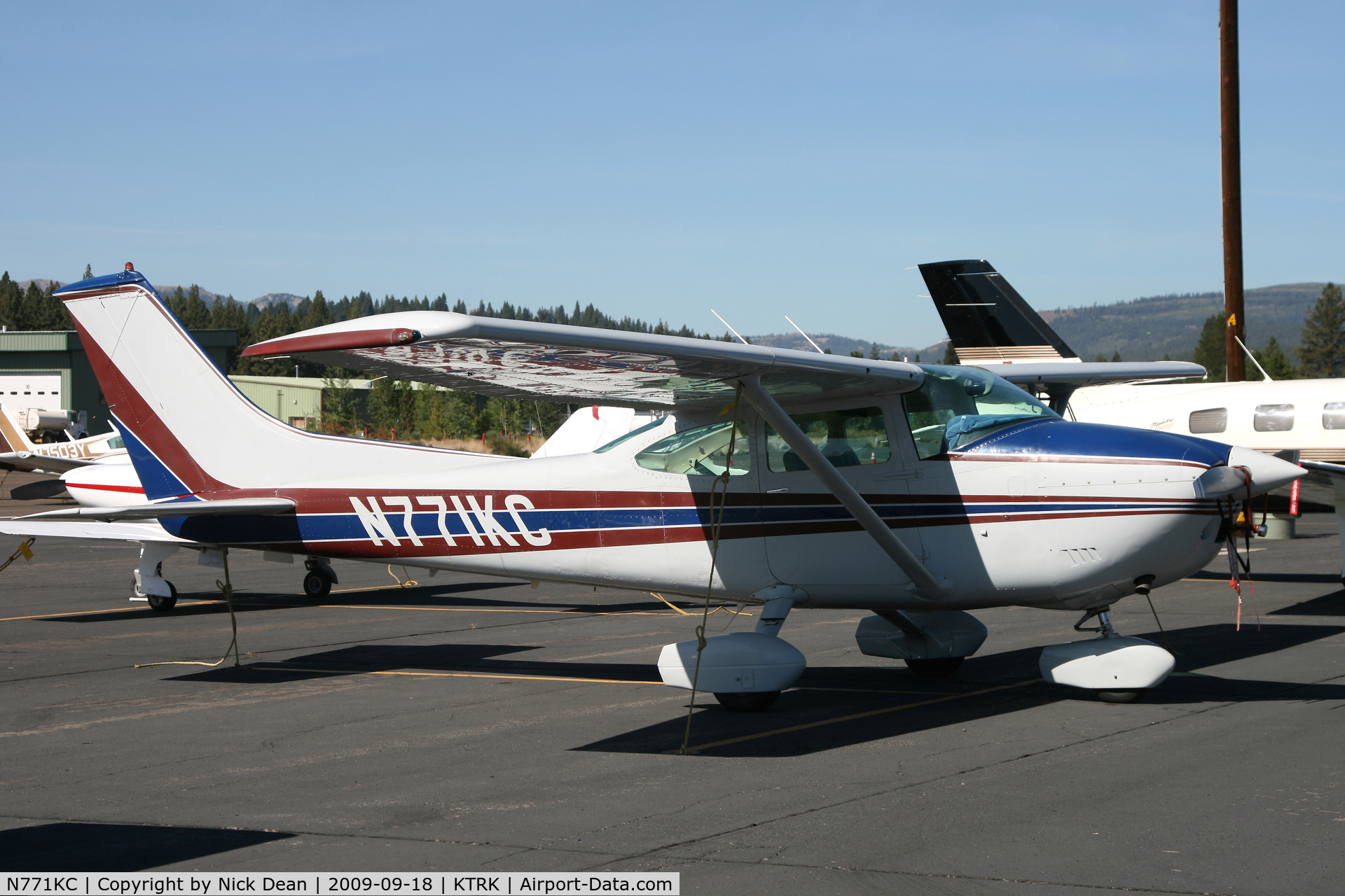 N771KC, 1975 Cessna 182P Skylane C/N 18264033, KTRK