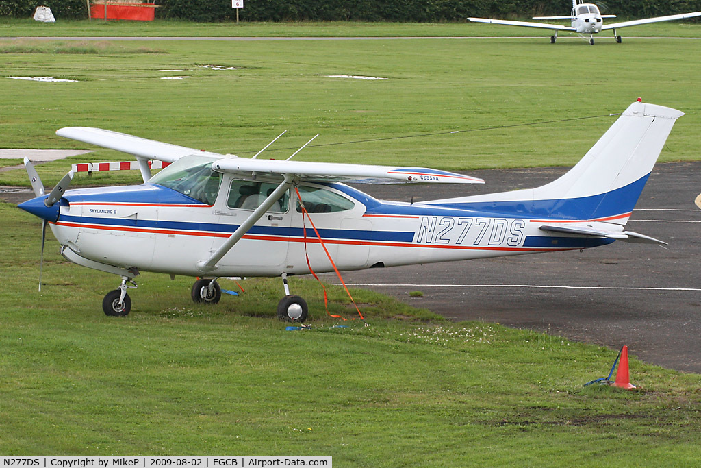 N277DS, 1984 Cessna R182 Skylane RG C/N R18201871, Parked at Barton for a few days.