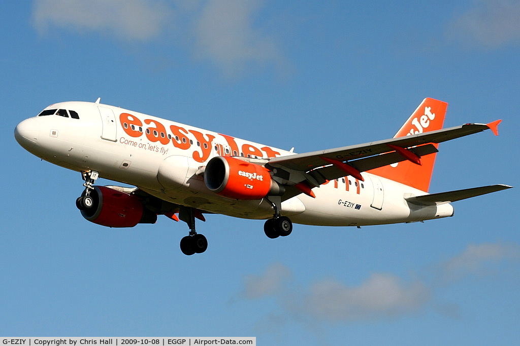 G-EZIY, 2005 Airbus A319-111 C/N 2636, Easyjet