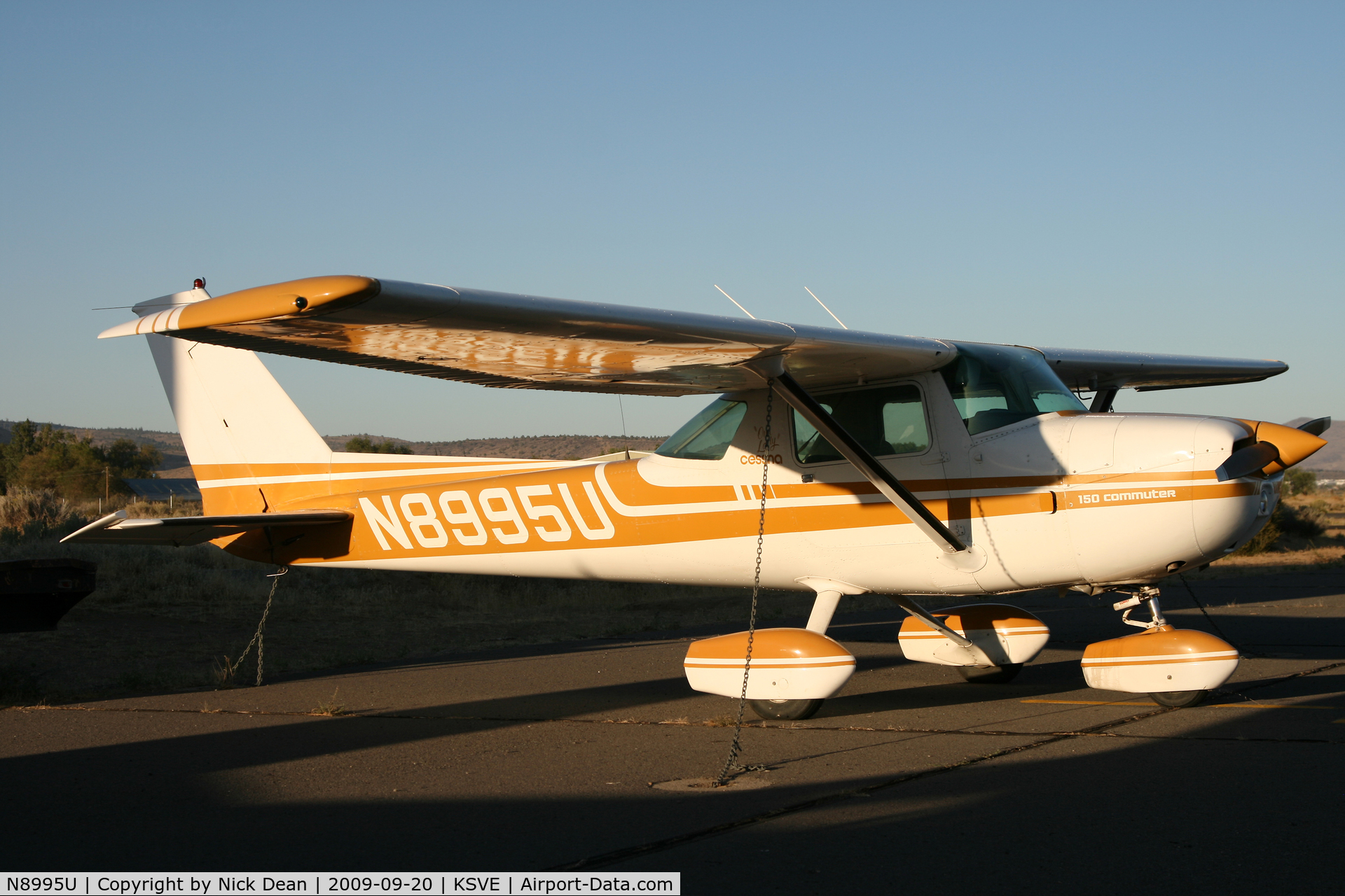 N8995U, 1976 Cessna 150M C/N 15078045, KSVE