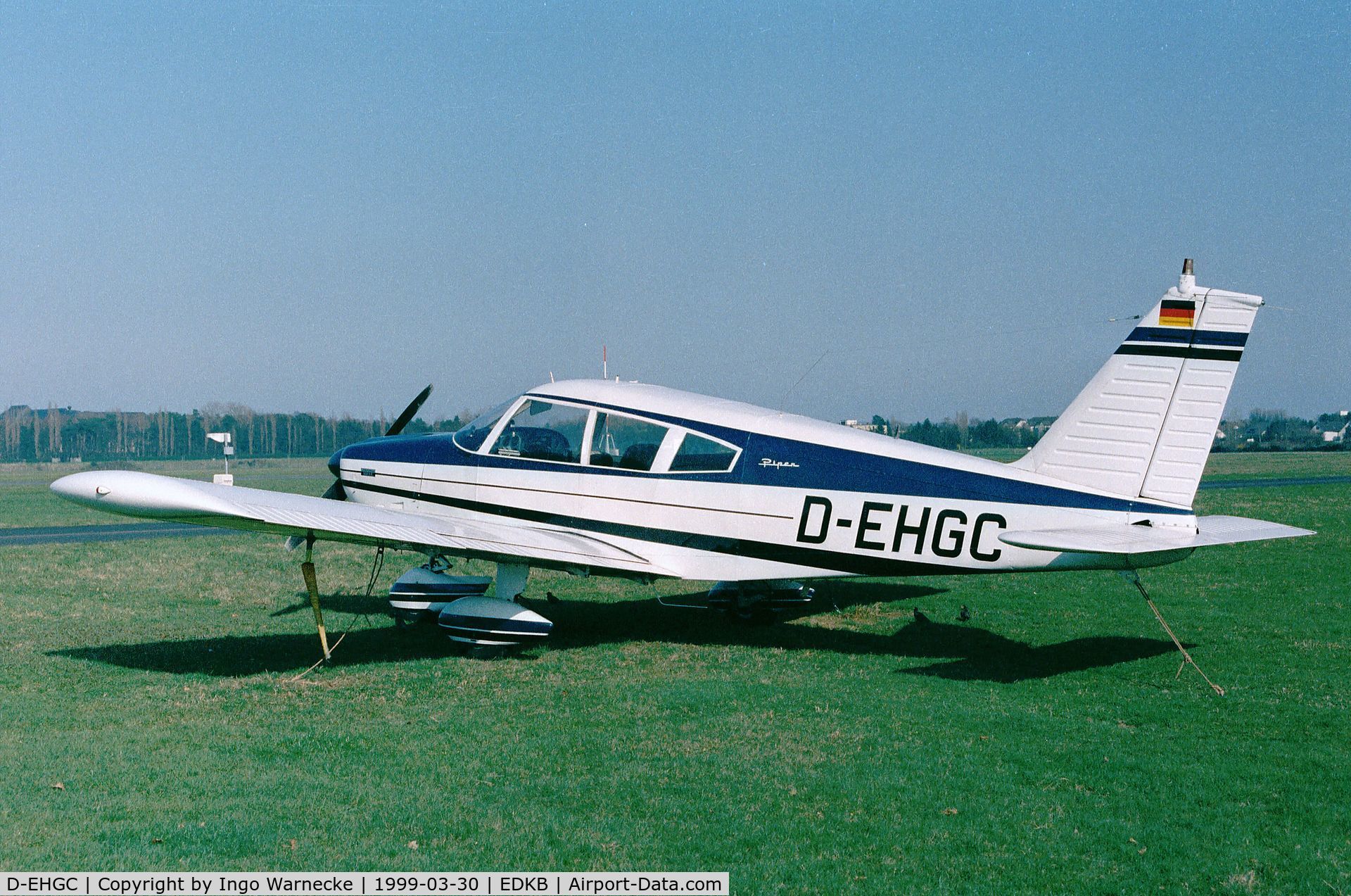 D-EHGC, 1970 Piper PA-28-180 C/N 28-5727, Piper PA-28-180 Cherokee E at Bonn-Hangelar airfield