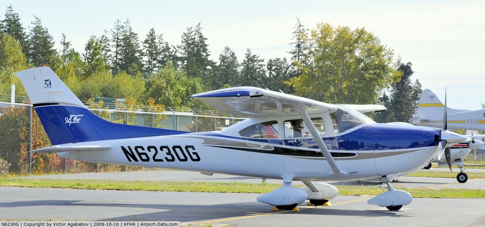 N6230G, 2004 Cessna T182T Turbo Skylane C/N T18208288, At Friday Harbour Airport