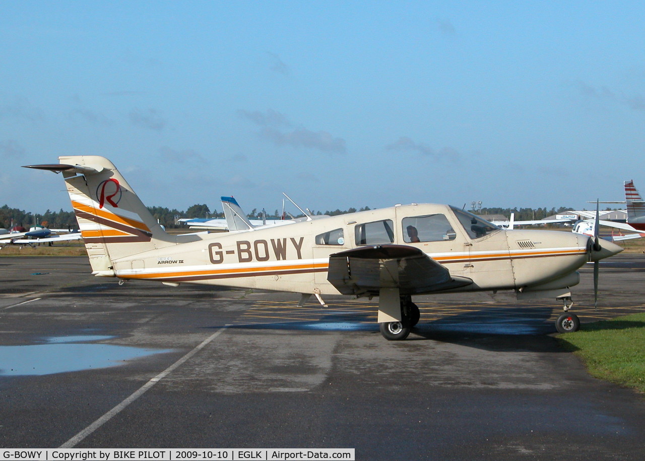 G-BOWY, 1981 Piper PA-28RT-201T Turbo Arrow IV Arrow IV C/N 28R-8131114, REDAIR ARROW IV
