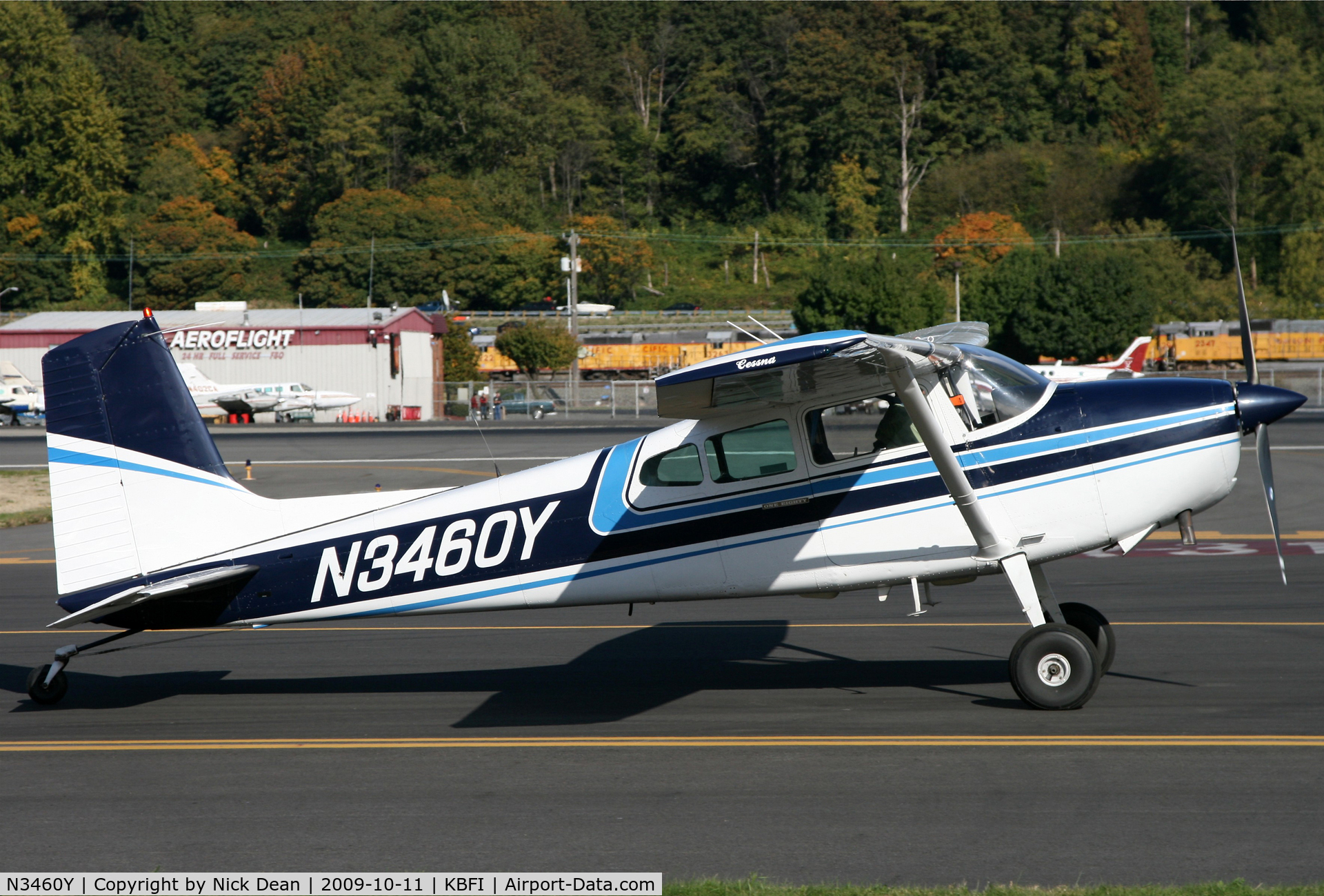 N3460Y, 1968 Cessna 180H Skywagon C/N 18051960, KBFI