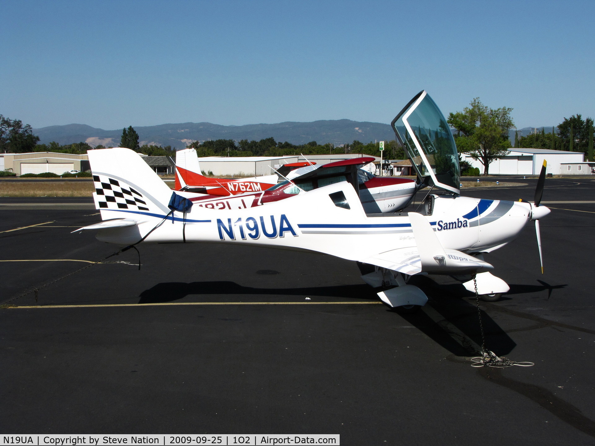 N19UA, Urban Air Samba XXL C/N SAXL 79, California-based Urban Air Sro SAMBA XXL visiting at Lampson Field