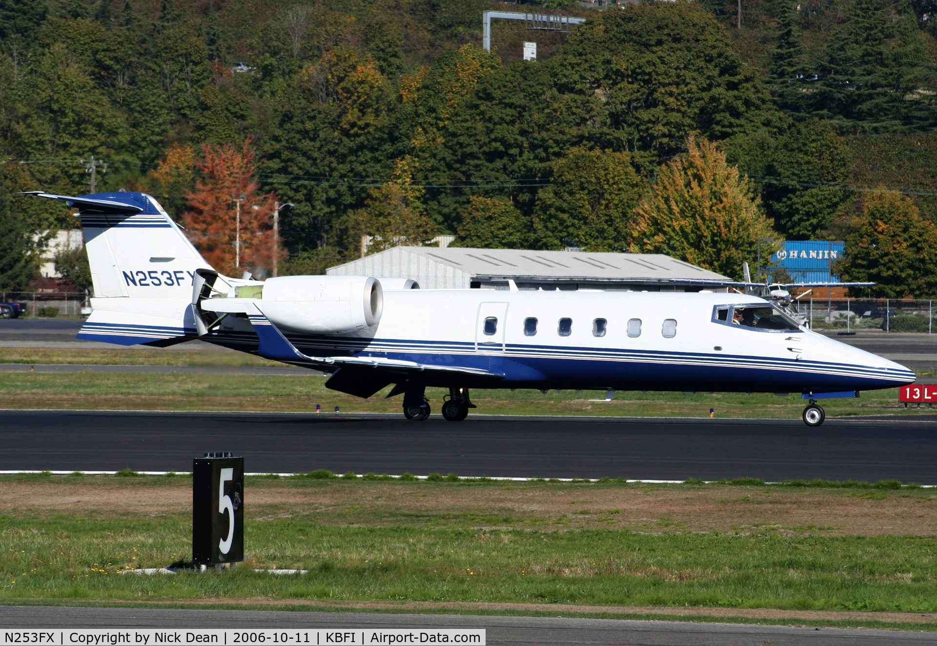 N253FX, 2001 Learjet 60 C/N 241, KBFI