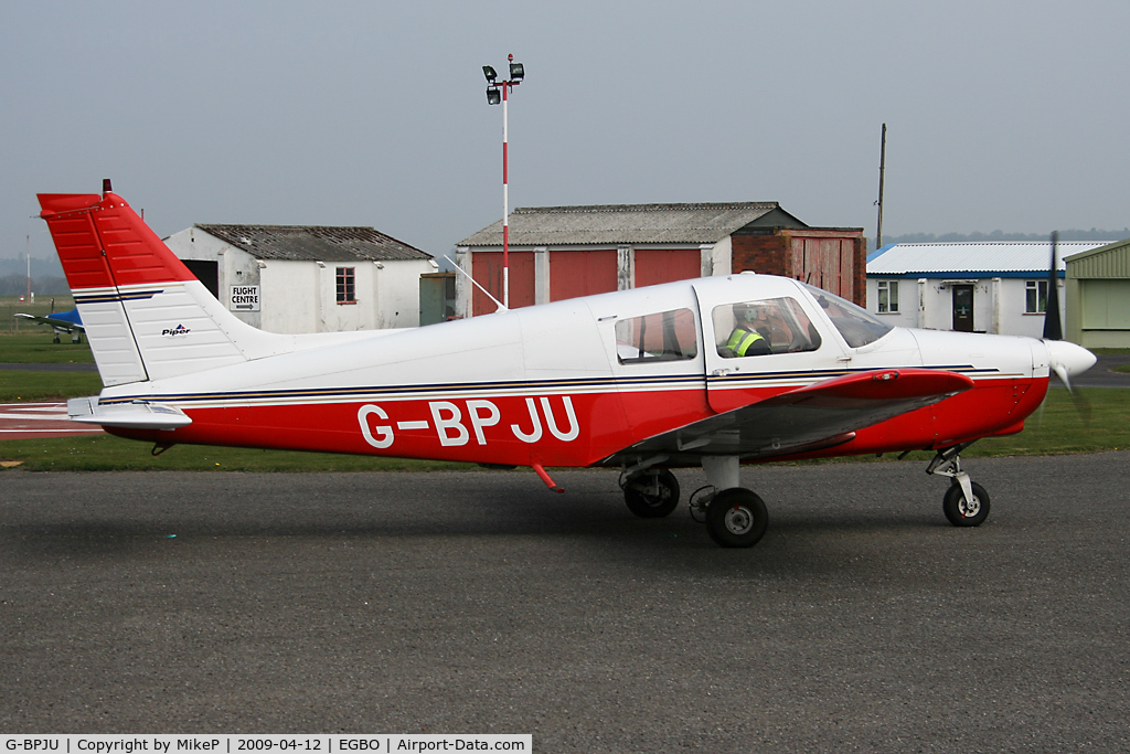 G-BPJU, 1988 Piper PA-28-161 Cadet C/N 2841032, Pictured during the Easter Open Day & Fly-In.