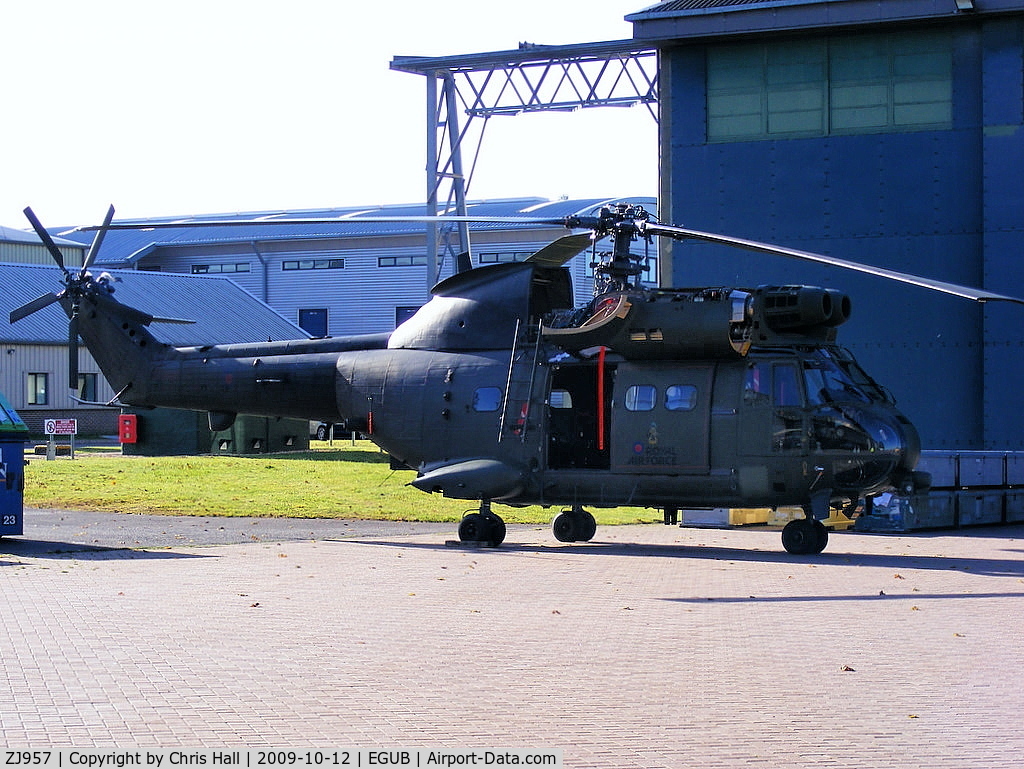 ZJ957, Westland Puma HC.2 C/N 1474, Royal Air Force, 33 Sqn