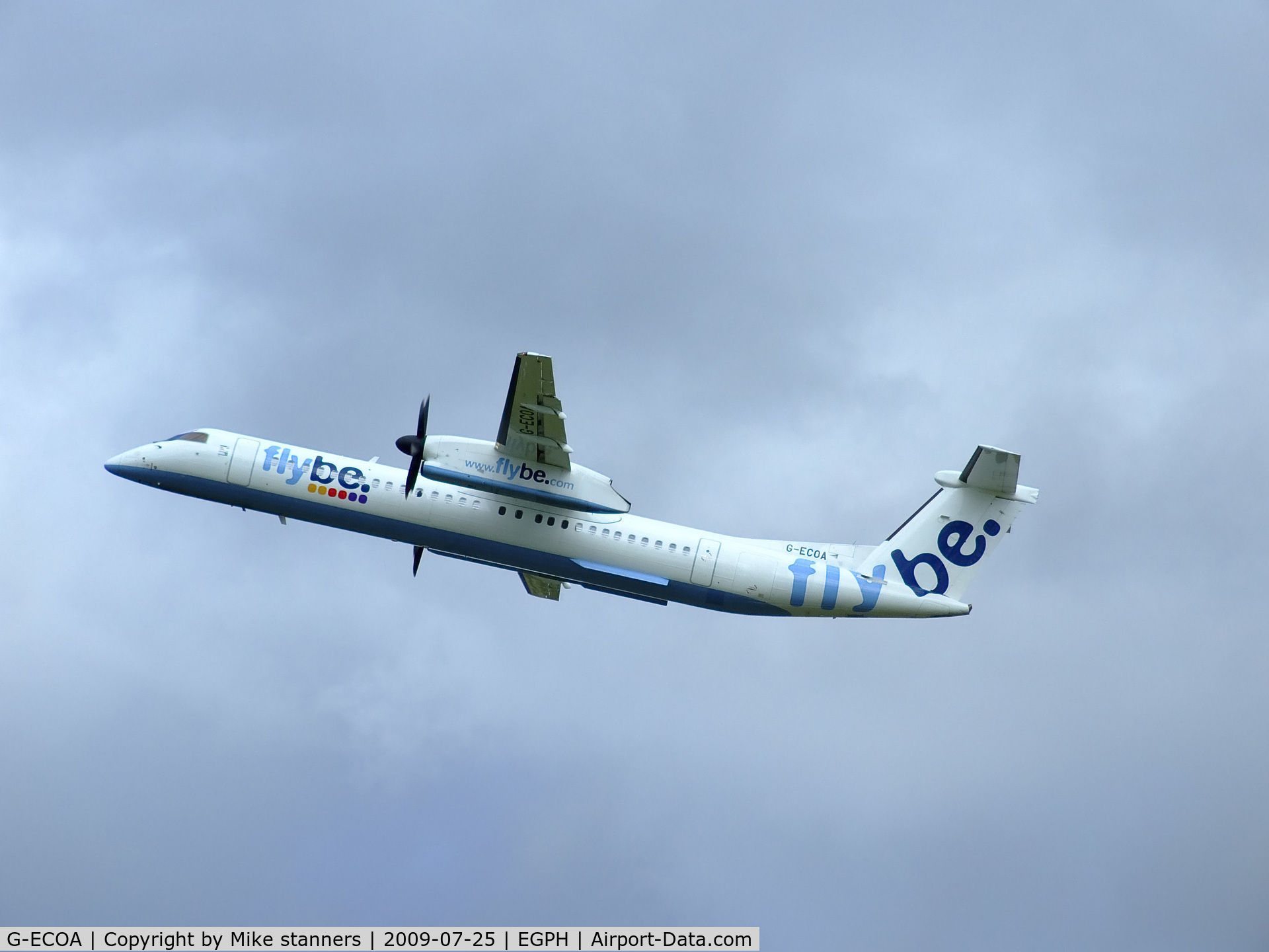 G-ECOA, 2007 De Havilland Canada DHC-8-402Q Dash 8 C/N 4180, 