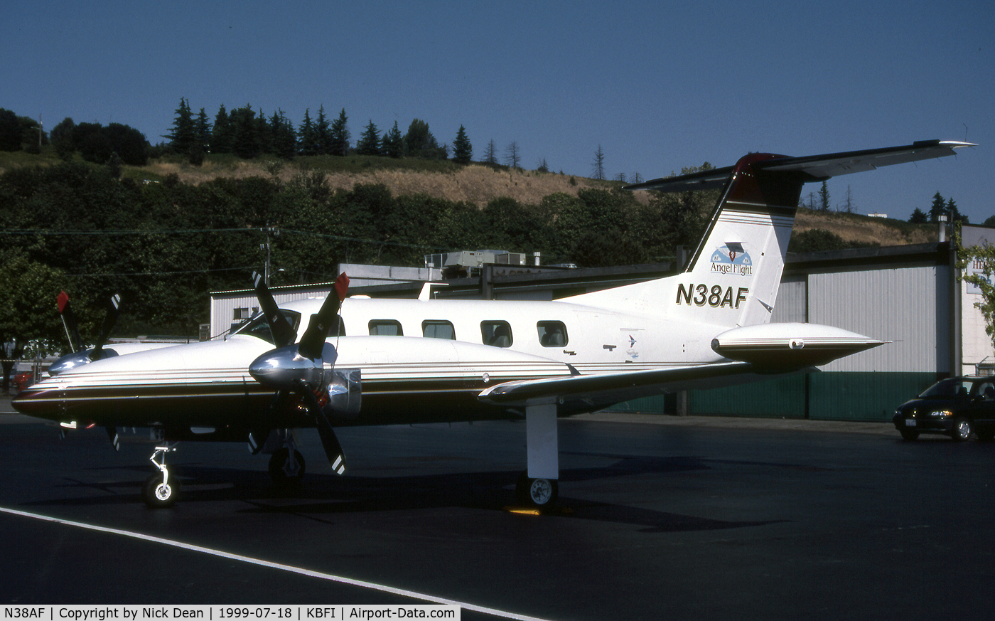 N38AF, 1985 Piper PA-42-1000 Cheyenne 400LS C/N 42-5527029, KBFI