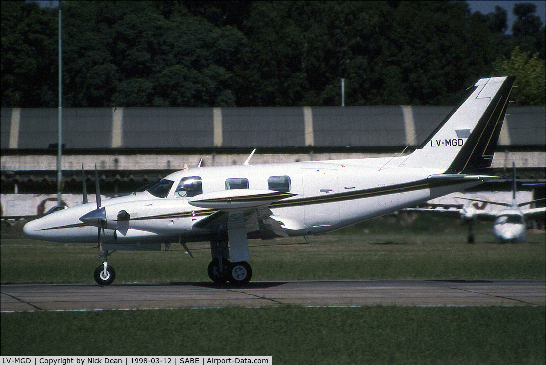 LV-MGD, 1977 Piper PA-31T Cheyenne II C/N 31T-7720059, SABE