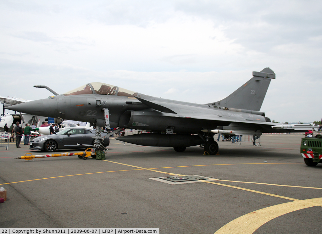 22, Dassault Rafale M C/N 22, Displayed during LFBP Airshow 2009... Later w/o on Mediterranean Sea on exercice with '25'